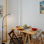 Guesthost - Relaxing Wooden Daire