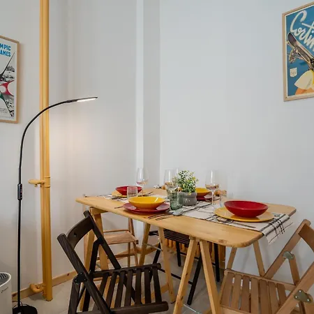 Guesthost - Relaxing Wooden Apartmán