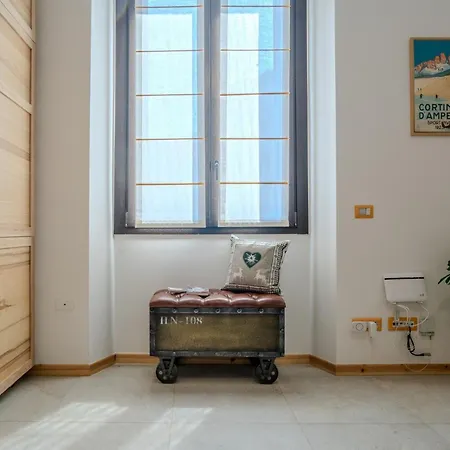 Guesthost - Relaxing Wooden Milán