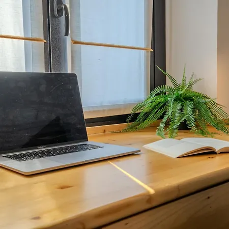 Guesthost - Relaxing Wooden Apartmán *